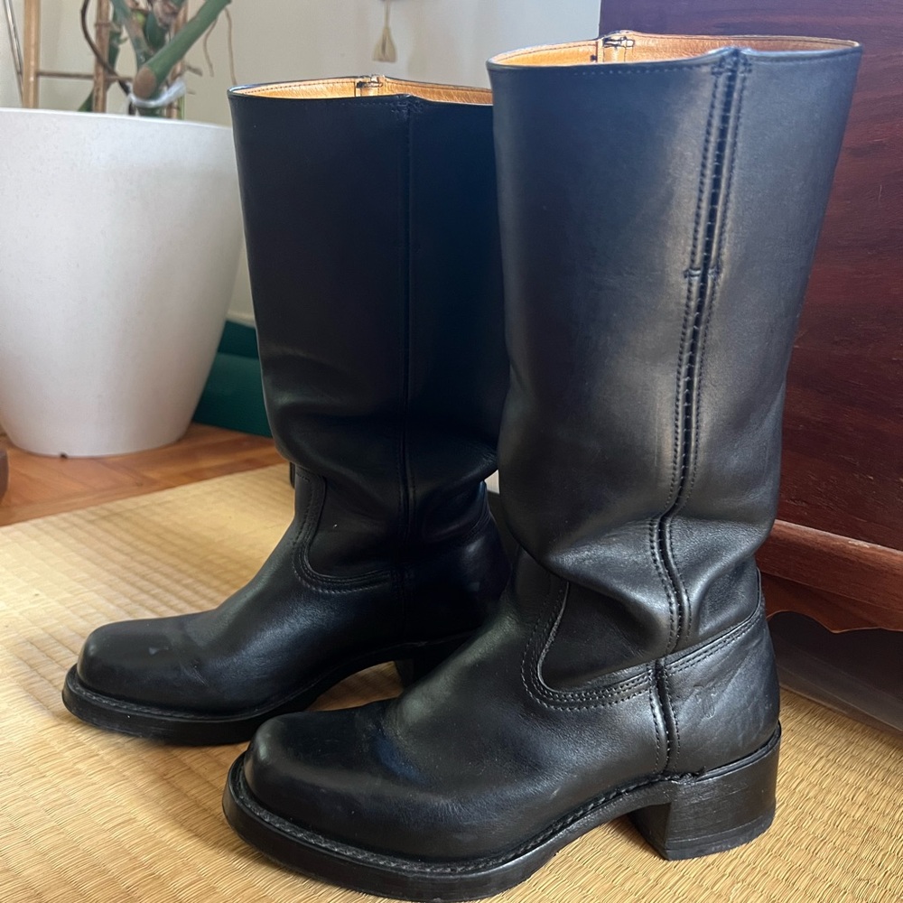 Frye Campus 14L Black Boots